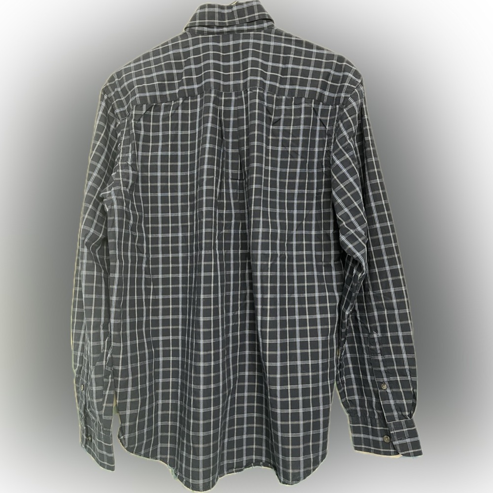 Mens Van Heusen Dress Shirt Size Medium Dark Blue W/ Light Blue Checkered EC